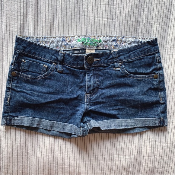 Girls junior sz 5 & sz small bottoms bundle - Picture 4 of 7